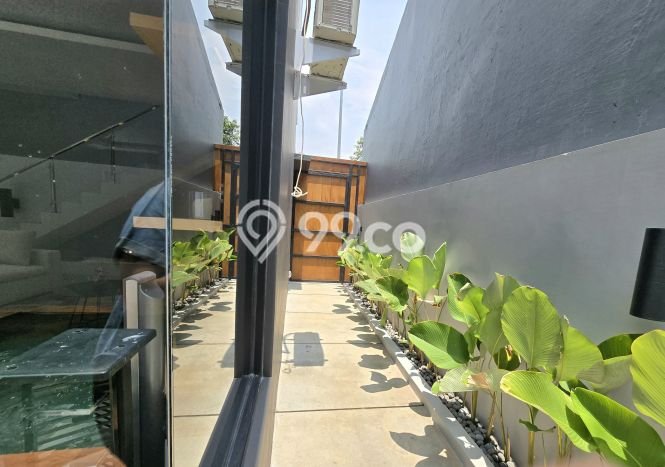 Ready to Use! Premium House LT 344m2 Desain Modern di BSD City Ready to Use! Premium House LT 344m2 Desain Modern di BSD City