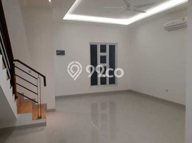 Hunian Eksklusif Dijual LT 102m2 di Kelapa Gading, Jakarta Utara Hunian Eksklusif Dijual LT 102m2 di Kelapa Gading, Jakarta Utara