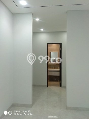 Siap Huni Hunian Elit 4 Kamar di Cempaka Putih Dekat ke Mana Pun Siap Huni Hunian Elit 4 Kamar di Cempaka Putih Dekat ke Mana Pun