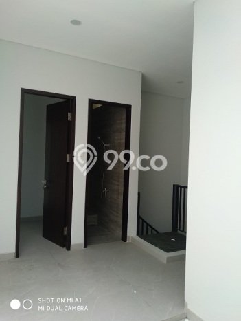 Siap Huni Hunian Elit 4 Kamar di Cempaka Putih Dekat ke Mana Pun Siap Huni Hunian Elit 4 Kamar di Cempaka Putih Dekat ke Mana Pun
