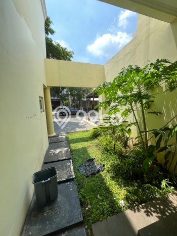 Rumah Sewa Tangerang LT 160m2 LB 140m2 Area BSD Rumah Sewa Tangerang LT 160m2 LB 140m2 Area BSD