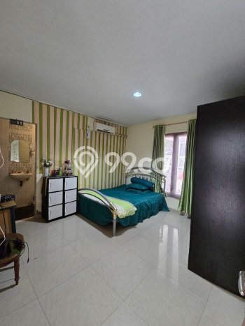 Kost untuk Dijual di Pelita Punya 19 Kamar Kost untuk Dijual di Pelita Punya 19 Kamar