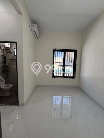 Rumah Luas Asri 6 KT Siap Pakai di Sei Panas Batam Rumah Luas Asri 6 KT Siap Pakai di Sei Panas Batam