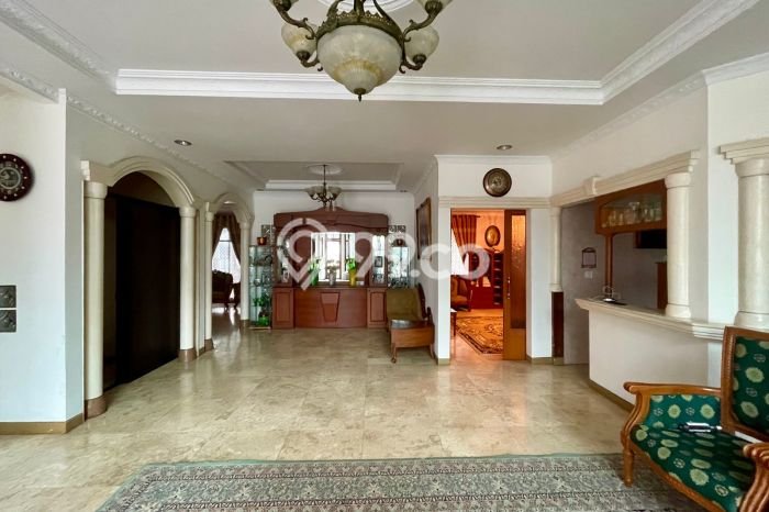 Ready to Use! Luxury House LT 608m2 Desain Elegan di Batam Centre Ready to Use! Luxury House LT 608m2 Desain Elegan di Batam Centre