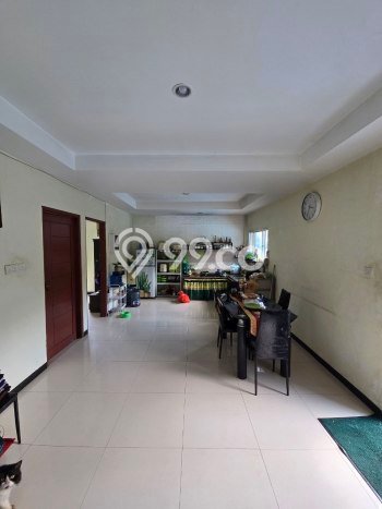 Kost untuk Dijual di Pelita Punya 19 Kamar Kost untuk Dijual di Pelita Punya 19 Kamar