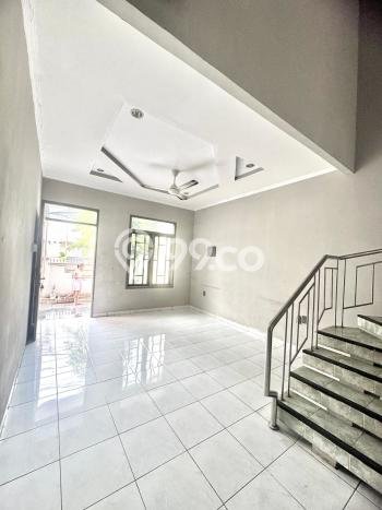 Rumah Luxury Modern Tanpa Renovasi di Kayu Putih Jakarta Timur Rumah Luxury Modern Tanpa Renovasi di Kayu Putih Jakarta Timur