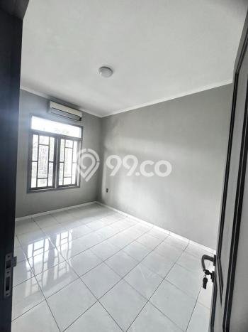 Rumah Luxury Modern Tanpa Renovasi di Kayu Putih Jakarta Timur Rumah Luxury Modern Tanpa Renovasi di Kayu Putih Jakarta Timur