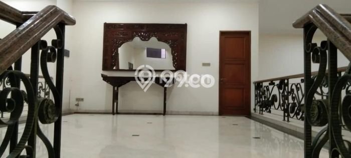 Dijual Rumah Mewah Megah Dengan View Eksklusif di Kemang, Jakarta Selatan Dijual Rumah Mewah Megah Dengan View Eksklusif di Kemang, Jakarta Selatan
