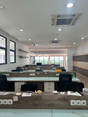 Kantor Bagus Dijual LB 443m2 Lokasi Strategis Jakarta Selatan Area Cocok untuk Bisnis Kantor Bagus Dijual LB 443m2 Lokasi Strategis Jakarta Selatan Area Cocok untuk Bisnis