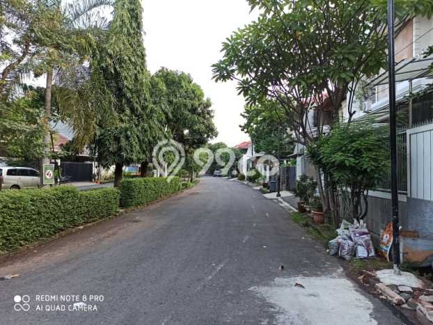 Siap Huni Rumah Mewah 5 Kamar di Kembangan Dekat ke Mana Pun Siap Huni Rumah Mewah 5 Kamar di Kembangan Dekat ke Mana Pun