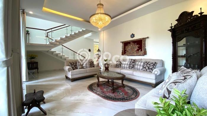 Dijual Rumah Mewah Megah Dengan View Cantik di Dago, Bandung Dijual Rumah Mewah Megah Dengan View Cantik di Dago, Bandung