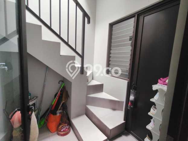 Disewakan! Rumah 4 Kamar Tidur &
4 Kamar Mandi di Summarecon Bandung, Bandung Disewakan! Rumah 4 Kamar Tidur &
4 Kamar Mandi di Summarecon Bandung, Bandung