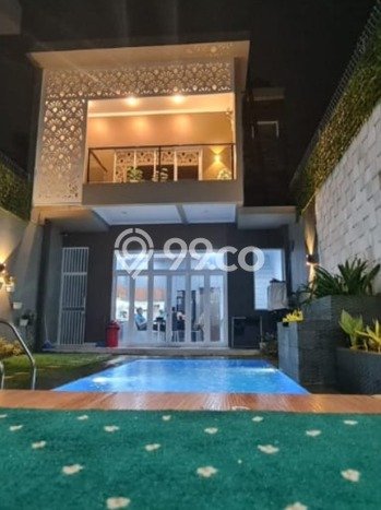 Rumah Mewah LB 224m2 Siap Pakai Desain Elegan di Setiabudi, Bandung Rumah Mewah LB 224m2 Siap Pakai Desain Elegan di Setiabudi, Bandung