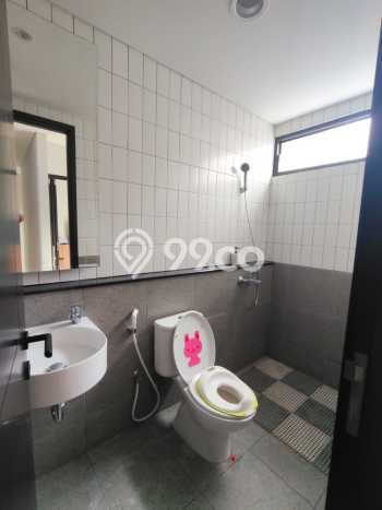 Disewakan! Rumah 4 Kamar Tidur &
4 Kamar Mandi di Summarecon Bandung, Bandung Disewakan! Rumah 4 Kamar Tidur &
4 Kamar Mandi di Summarecon Bandung, Bandung