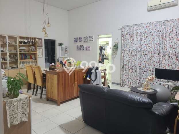 Rumah Mewah LB 176m2 Siap Pakai Desain Elegan di Kota Baru Parahyangan, Bandung Rumah Mewah LB 176m2 Siap Pakai Desain Elegan di Kota Baru Parahyangan, Bandung