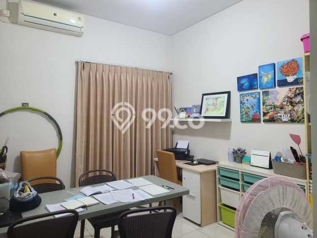 Rumah Mewah LB 176m2 Siap Pakai Desain Elegan di Kota Baru Parahyangan, Bandung Rumah Mewah LB 176m2 Siap Pakai Desain Elegan di Kota Baru Parahyangan, Bandung