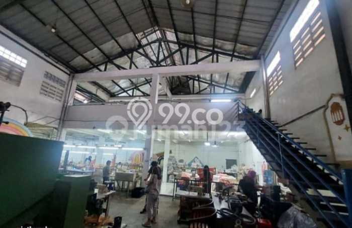 Unit Gudang Dijual di Bandung LT 646m2 & LB 400m2 Unit Gudang Dijual di Bandung LT 646m2 & LB 400m2