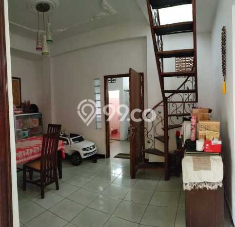 Dijual Cepat Rumah Bagus Siap Huni LB 211m2 di Semarang Tengah, Semarang Dijual Cepat Rumah Bagus Siap Huni LB 211m2 di Semarang Tengah, Semarang