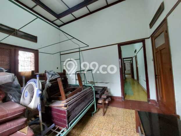 Siap Huni Rumah Mewah 6 Kamar di Semarang Selatan Dekat ke Mana Pun Siap Huni Rumah Mewah 6 Kamar di Semarang Selatan Dekat ke Mana Pun