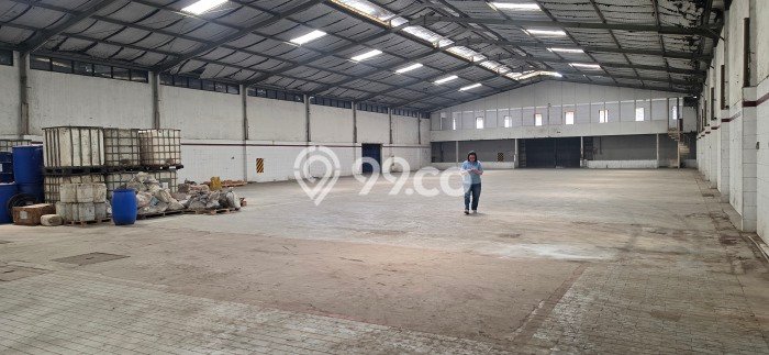Disewakan Pabrik di Kawasan Ramai Cimahi Luas 5000m2 Disewakan Pabrik di Kawasan Ramai Cimahi Luas 5000m2
