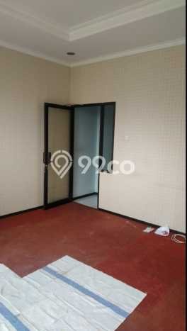 Ruko Dijual di Prime Area Jakarta Barat Luas 320m2 Ruko Dijual di Prime Area Jakarta Barat Luas 320m2