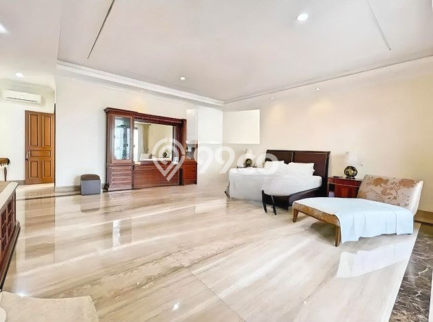 Best Deal Hunian Premium Ideal dan Luas di Menteng, Jakarta Pusat Best Deal Hunian Premium Ideal dan Luas di Menteng, Jakarta Pusat