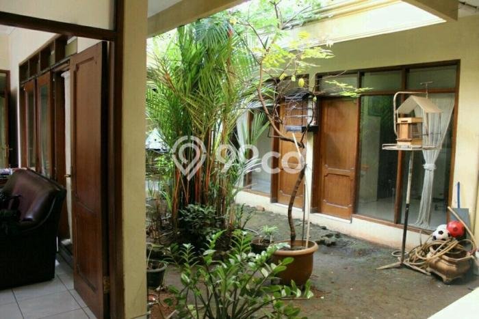 Dijual Rumah Premium dengan Fasilitas Sekitar Komplit di Menteng, Jakarta Pusat Dijual Rumah Premium dengan Fasilitas Sekitar Komplit di Menteng, Jakarta Pusat