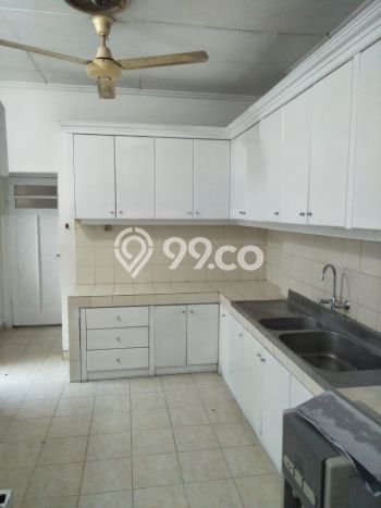 Hunian Modern Dikontrakkan 5 Kamar di Menteng Boleh Nego Hunian Modern Dikontrakkan 5 Kamar di Menteng Boleh Nego