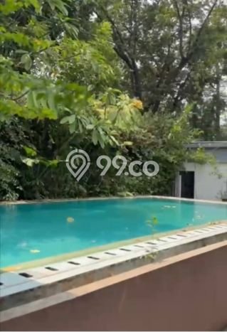 Siap Huni Rumah Mewah 4 Kamar di Menteng Dekat ke Mana Pun Siap Huni Rumah Mewah 4 Kamar di Menteng Dekat ke Mana Pun