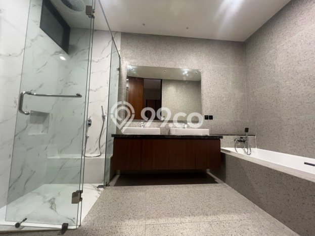 Rumah Elit LB 550m2 Siap Huni Desain Elegan di Bangka, Jakarta Selatan Rumah Elit LB 550m2 Siap Huni Desain Elegan di Bangka, Jakarta Selatan