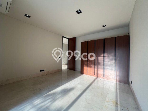 Rumah Elit LB 550m2 Siap Huni Desain Elegan di Bangka, Jakarta Selatan Rumah Elit LB 550m2 Siap Huni Desain Elegan di Bangka, Jakarta Selatan