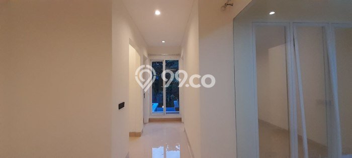 Rumah Elit Modern Tanpa Renovasi di Kemang Jakarta Selatan Rumah Elit Modern Tanpa Renovasi di Kemang Jakarta Selatan