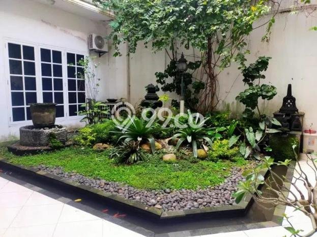 Hunian Mewah Siap Huni LT 477m2 di Menteng, Jakarta Pusat Hunian Mewah Siap Huni LT 477m2 di Menteng, Jakarta Pusat