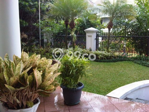 Rumah Elit LB 700m2 Siap Huni Desain Elegan di Pondok Indah, Jakarta Selatan Rumah Elit LB 700m2 Siap Huni Desain Elegan di Pondok Indah, Jakarta Selatan