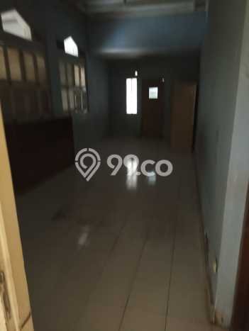 Siap Huni Rumah Mewah 4 Kamar di Menteng Dekat ke Mana Pun Siap Huni Rumah Mewah 4 Kamar di Menteng Dekat ke Mana Pun