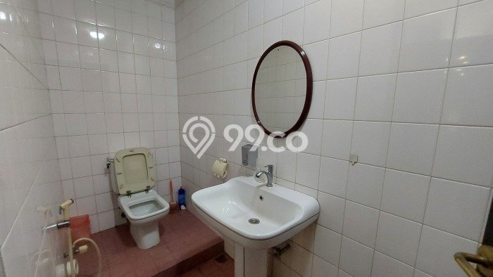 Siap Huni Hunian Elit 5 Kamar di Menteng Dekat ke Mana Pun Siap Huni Hunian Elit 5 Kamar di Menteng Dekat ke Mana Pun