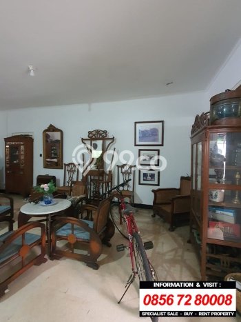 Siap Huni Rumah Mewah 5 Kamar di Kebayoran Baru Dekat ke Mana Saja Siap Huni Rumah Mewah 5 Kamar di Kebayoran Baru Dekat ke Mana Saja