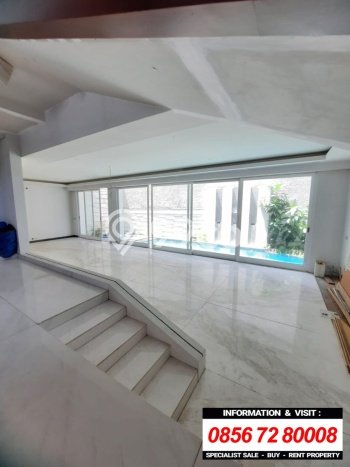 Rumah Luxury Modern Tanpa Renovasi di Pondok Indah Jakarta Selatan Rumah Luxury Modern Tanpa Renovasi di Pondok Indah Jakarta Selatan