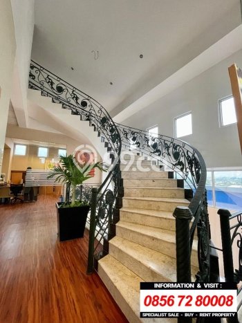 Kantor Dijual di Jakarta Selatan LT 2119m2 & LB 3767m2 Lokasi Terbaik! Kantor Dijual di Jakarta Selatan LT 2119m2 & LB 3767m2 Lokasi Terbaik!