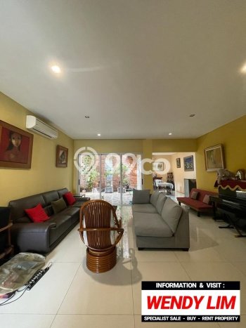 Dijual Rumah Mewah Elegan Dengan View Eksklusif di Senopati, Jakarta Selatan Dijual Rumah Mewah Elegan Dengan View Eksklusif di Senopati, Jakarta Selatan