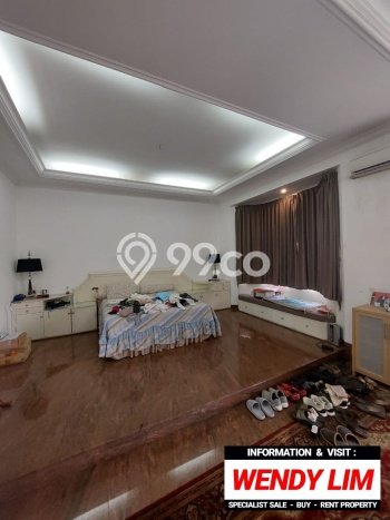 Rumah Elit LB 384m2 Siap Pakai Desain Elegan di Kemang, Jakarta Selatan Rumah Elit LB 384m2 Siap Pakai Desain Elegan di Kemang, Jakarta Selatan