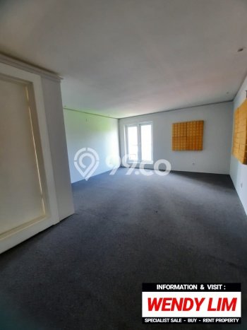 Rumah Luxury Modern Tanpa Renovasi di Pondok Indah Jakarta Selatan Rumah Luxury Modern Tanpa Renovasi di Pondok Indah Jakarta Selatan