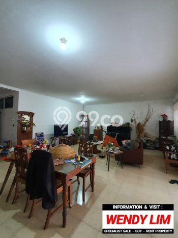 Siap Huni Rumah Mewah 5 Kamar di Kebayoran Baru Dekat ke Mana Saja Siap Huni Rumah Mewah 5 Kamar di Kebayoran Baru Dekat ke Mana Saja