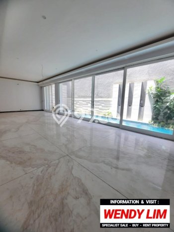 Rumah Luxury Modern Tanpa Renovasi di Pondok Indah Jakarta Selatan Rumah Luxury Modern Tanpa Renovasi di Pondok Indah Jakarta Selatan