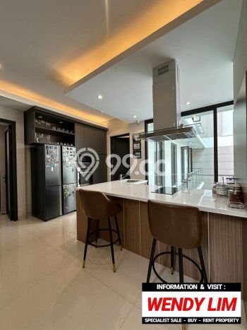 Rumah Elit Modern Tanpa Renovasi di Mega Kuningan Jakarta Selatan Rumah Elit Modern Tanpa Renovasi di Mega Kuningan Jakarta Selatan