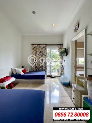 Siap Huni Rumah Mewah 6 Kamar di Kebayoran Baru Dekat ke Mana Saja Siap Huni Rumah Mewah 6 Kamar di Kebayoran Baru Dekat ke Mana Saja