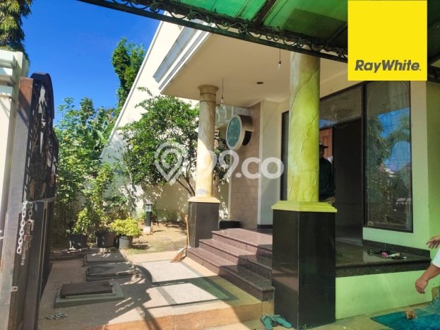 Dijual Rumah Premium dengan Fasilitas Sekitar Komplit di Mulyorejo, Surabaya Dijual Rumah Premium dengan Fasilitas Sekitar Komplit di Mulyorejo, Surabaya