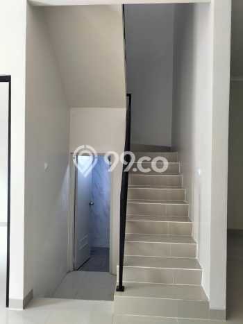 For Sale Hunian Rumah Terawat 4 Kamar di Cikupa Citra Raya, Tangerang For Sale Hunian Rumah Terawat 4 Kamar di Cikupa Citra Raya, Tangerang