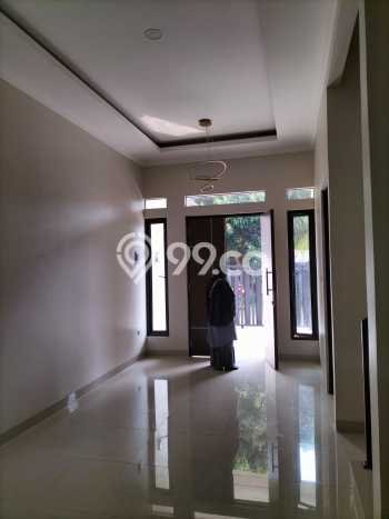 For Sale Hunian Rumah Terawat 4 Kamar di Cikupa Citra Raya, Tangerang For Sale Hunian Rumah Terawat 4 Kamar di Cikupa Citra Raya, Tangerang
