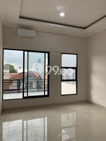 Rumah Luas Asri 4 KT Siap Pakai di Cikupa Citra Raya Tangerang Rumah Luas Asri 4 KT Siap Pakai di Cikupa Citra Raya Tangerang